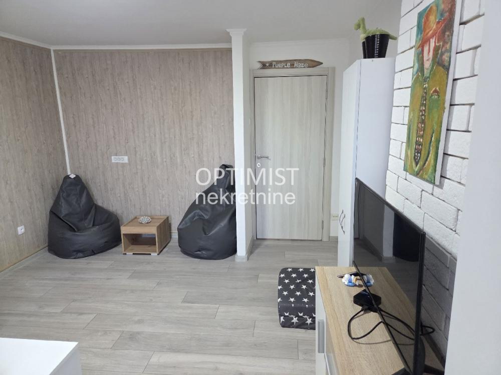 Karaburma, odmah useljiv, 23m2, 1.0 ID#3608