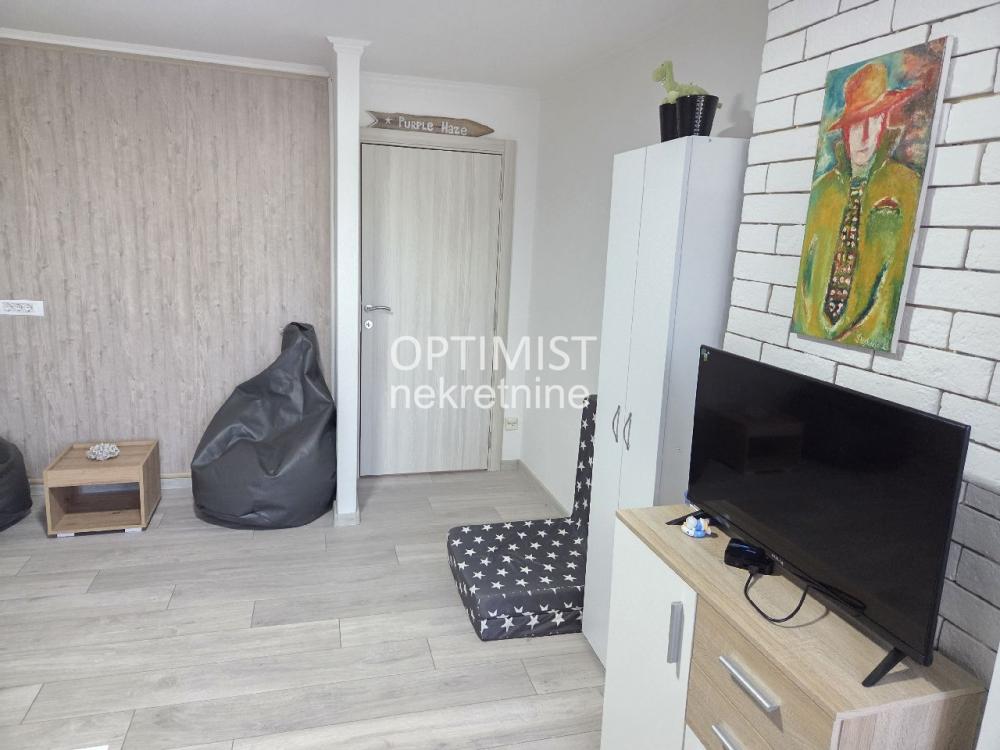 Karaburma, odmah useljiv, 23m2, 1.0 ID#3608