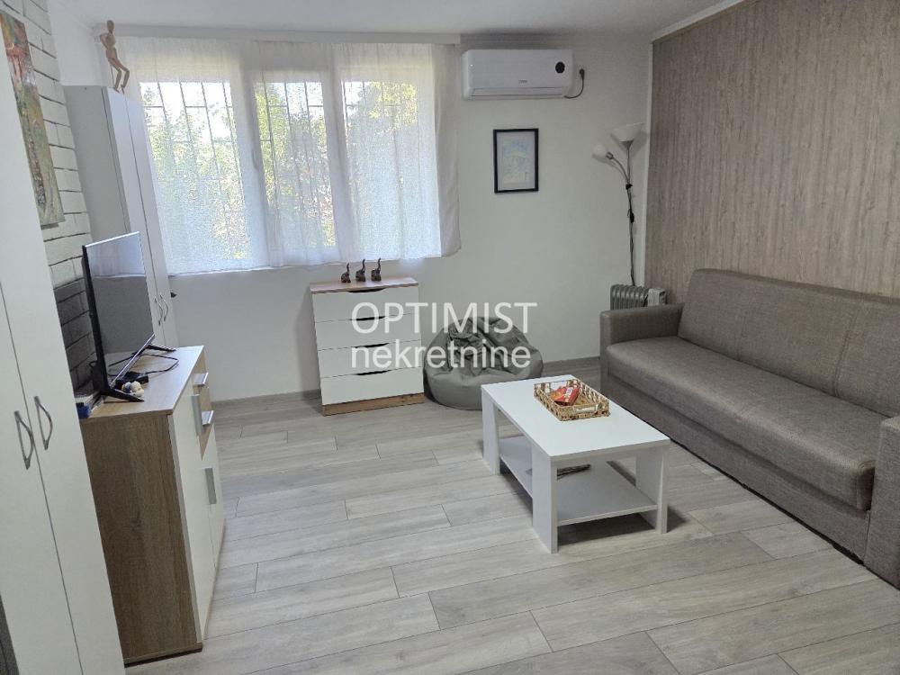 Karaburma, odmah useljiv, 23m2, 1.0 ID#3608