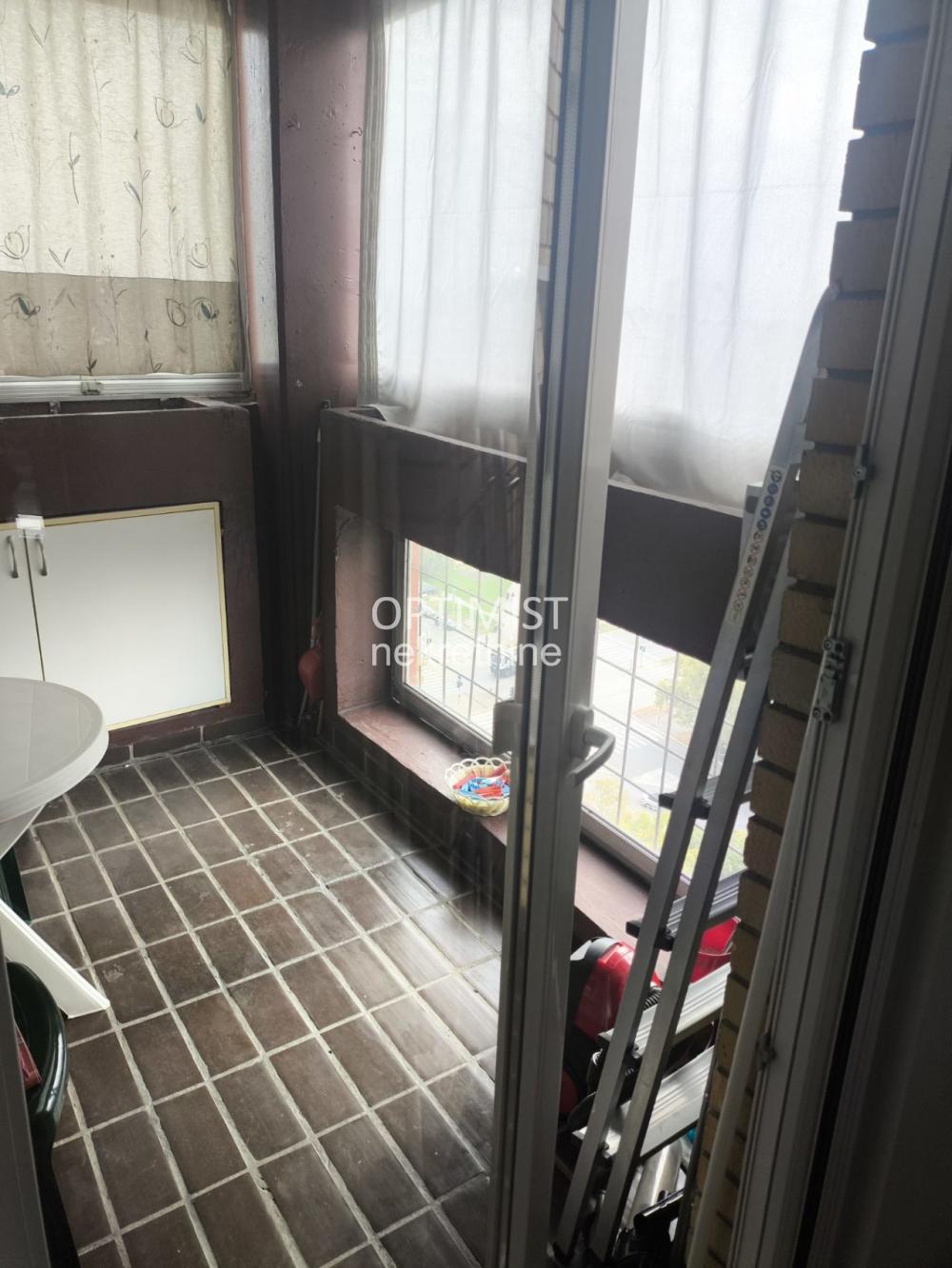 Blok 63 - Gandijeva - 50m2 - 1.5 ID#3682