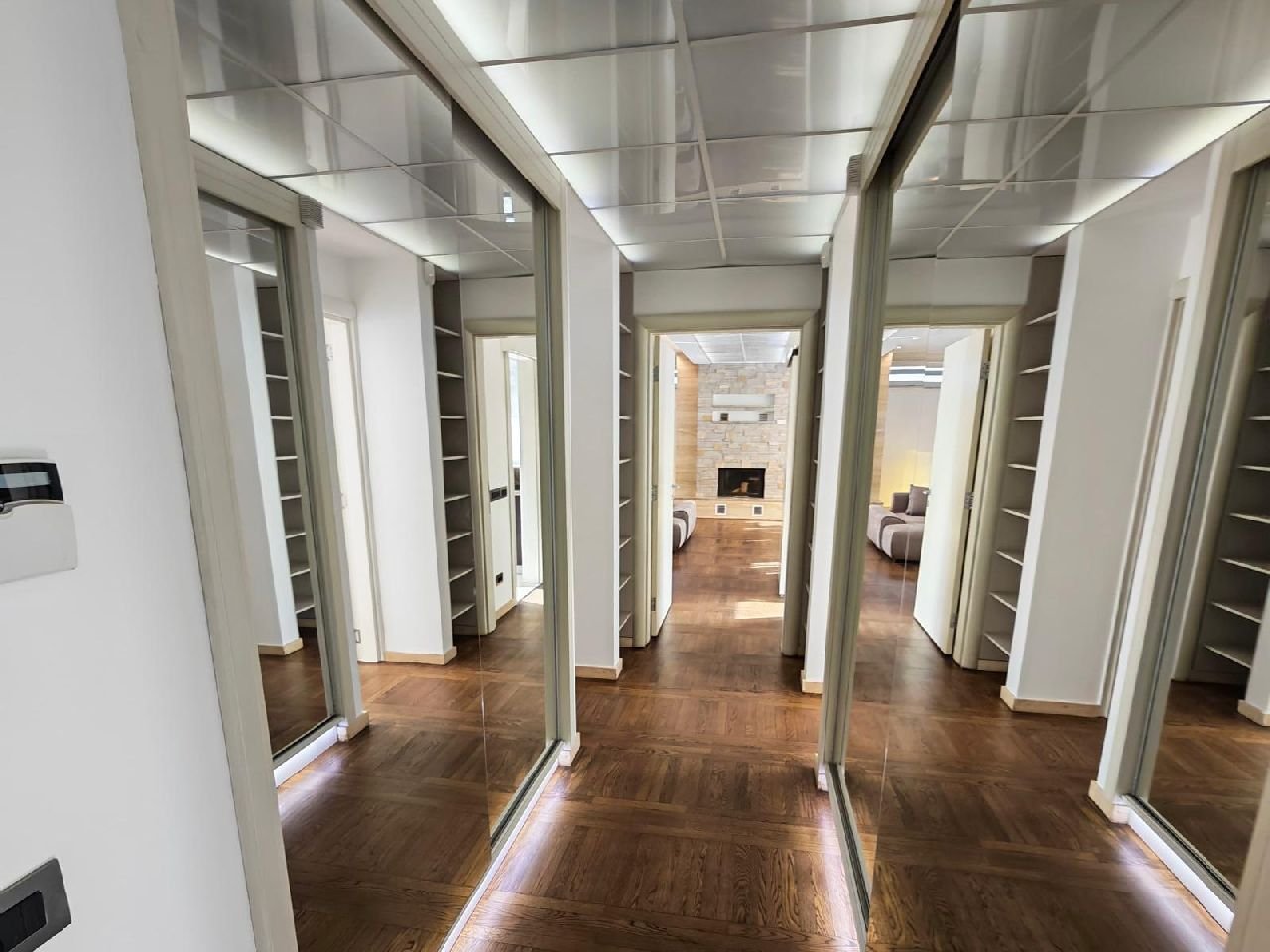 01 Stan Dedinje Velisava Vulovića