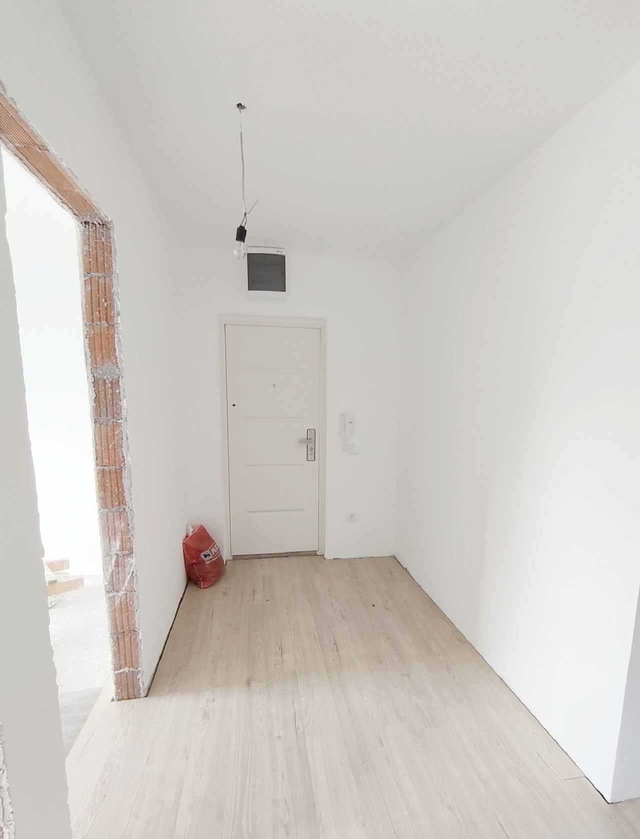 02 Stan Kumodraž Desimira Stojkovića