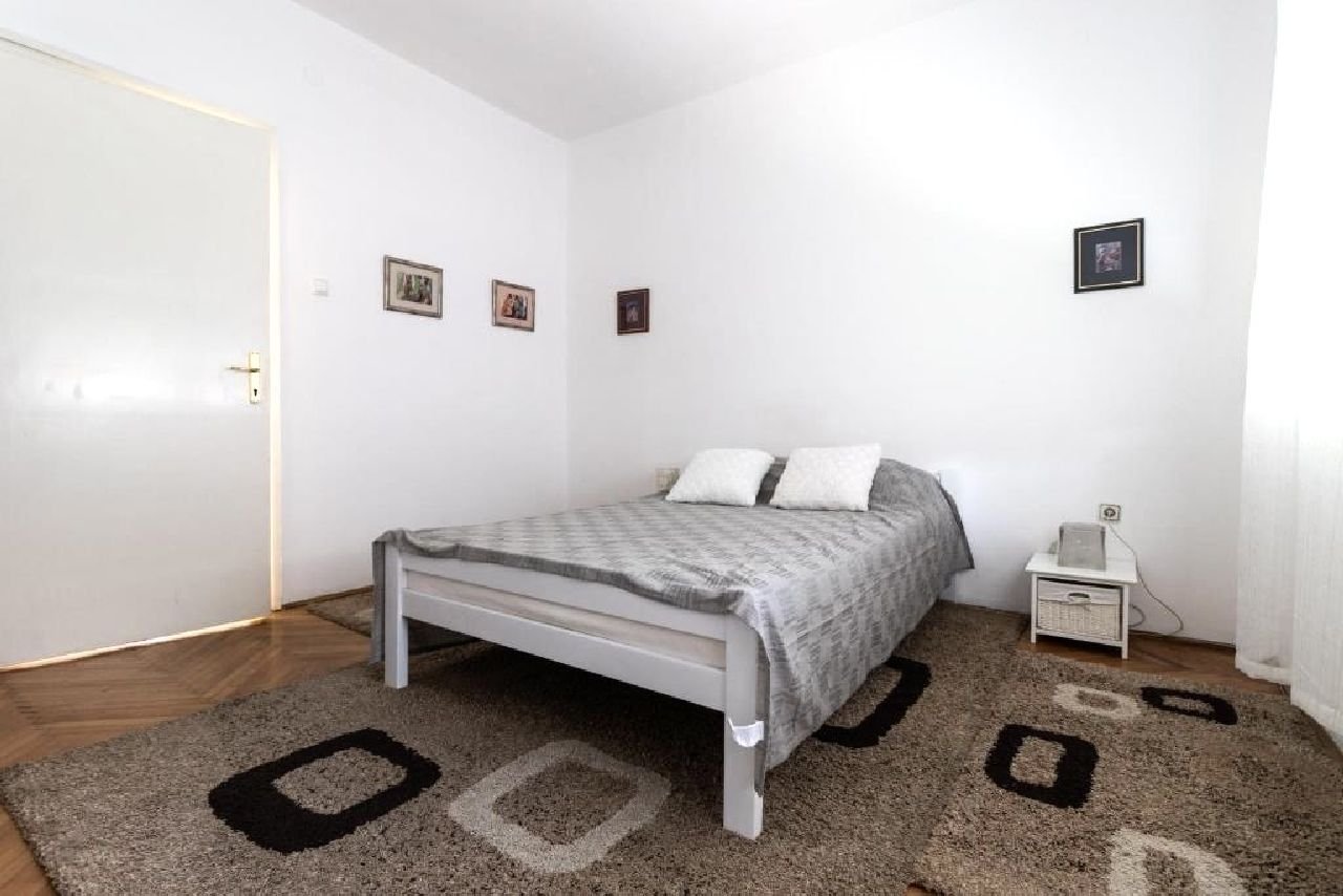 02 Stan Palilula Sterijina