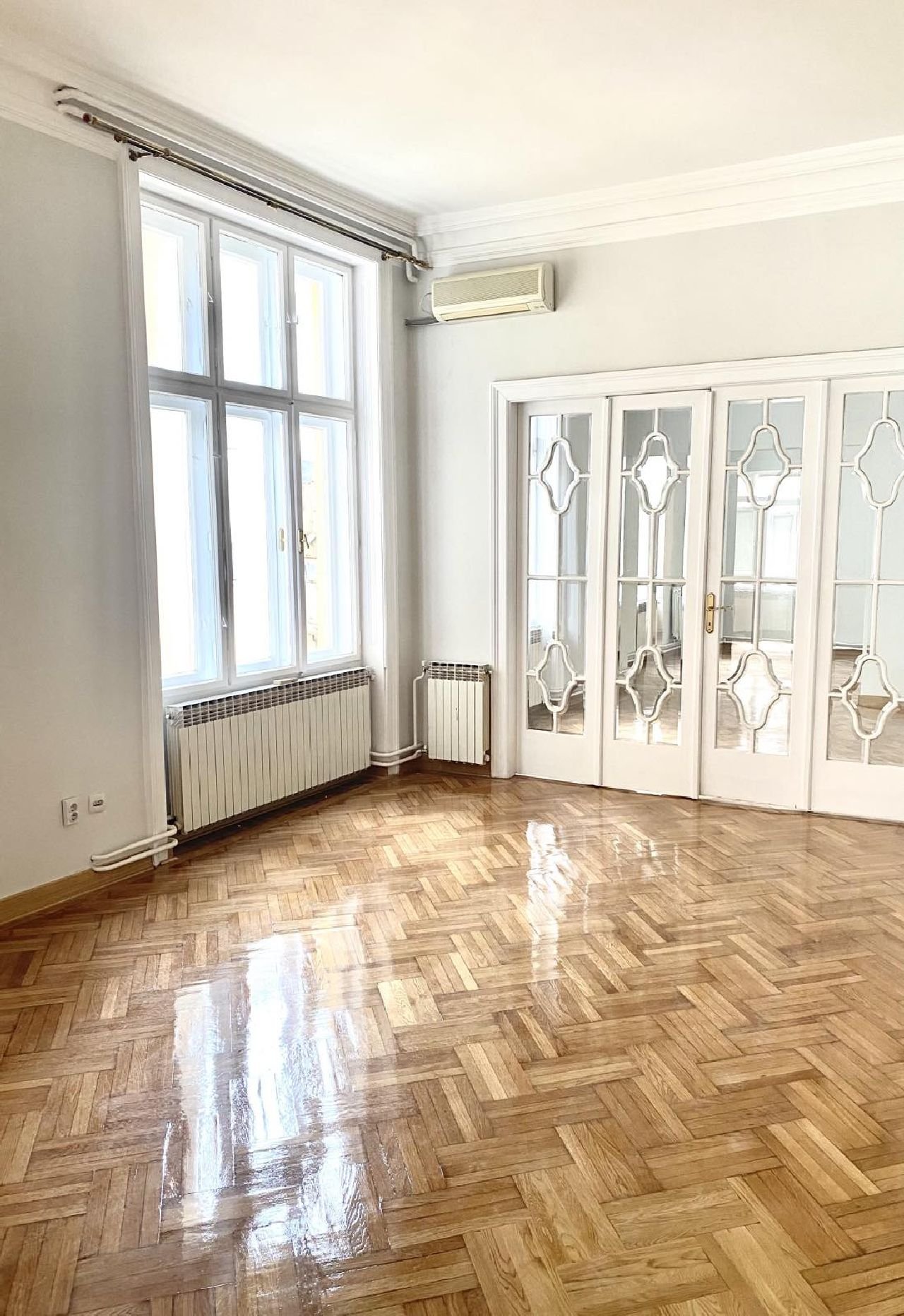 02 Stan Stari Grad Cara Uroša