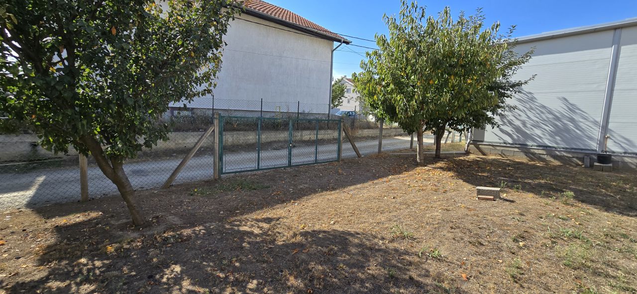 04 Plac Ledine