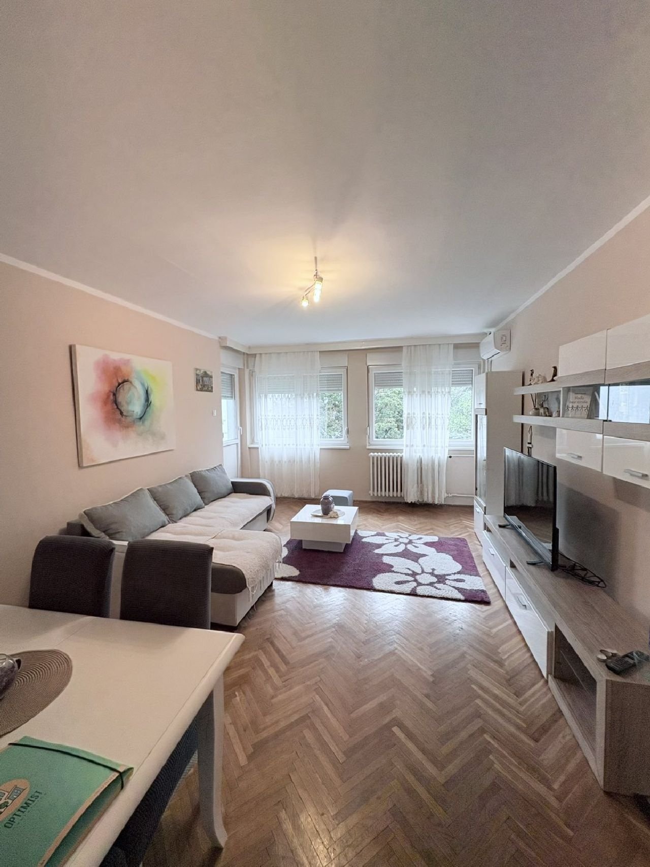 04 Stan Blok 33 Omladinskih Brigada