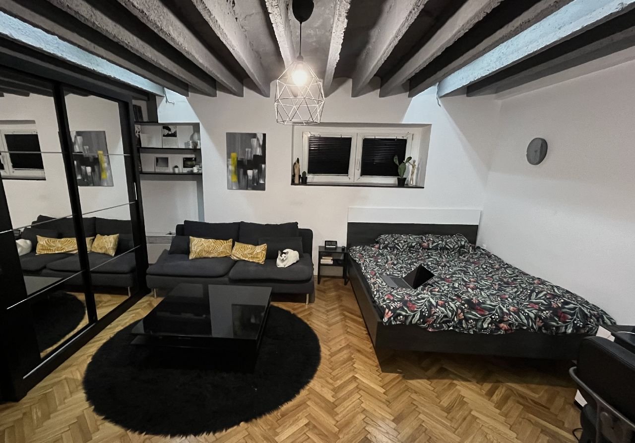 05 Stan Stari Grad Gundulićev Venac