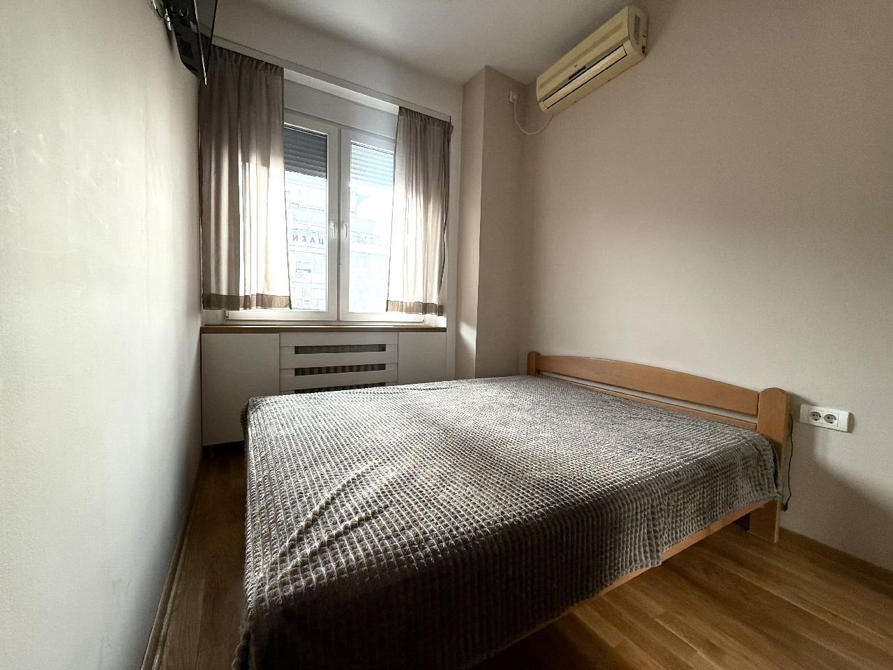 06 Stan London Kneza Miloša