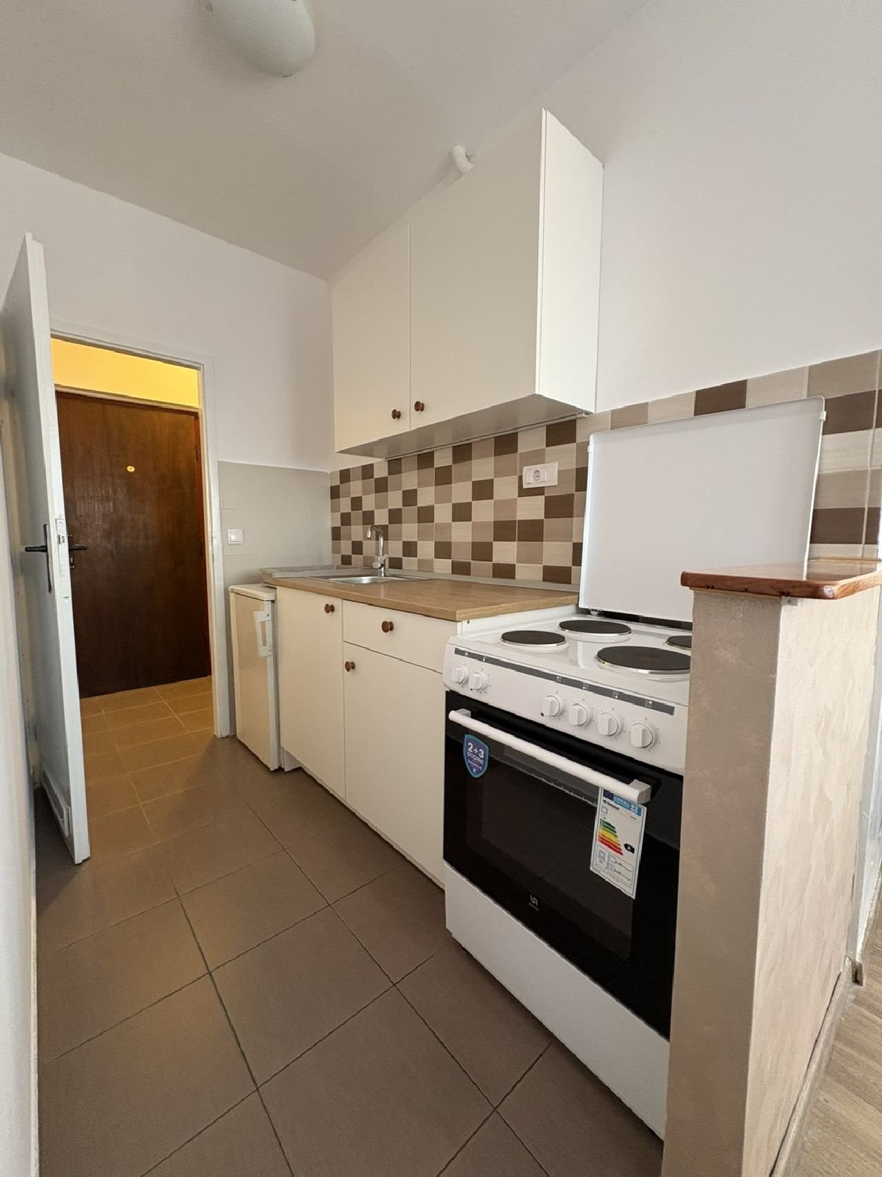 06 Stan Novi Beograd Bulevar Mihajla Pupina