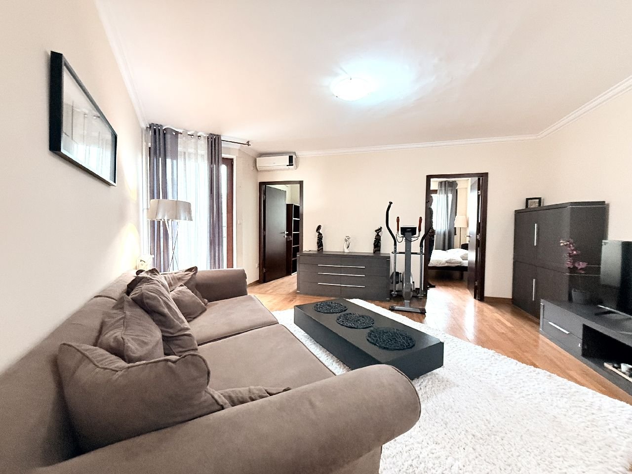 06 Stan Palilula Mitropolita Petra