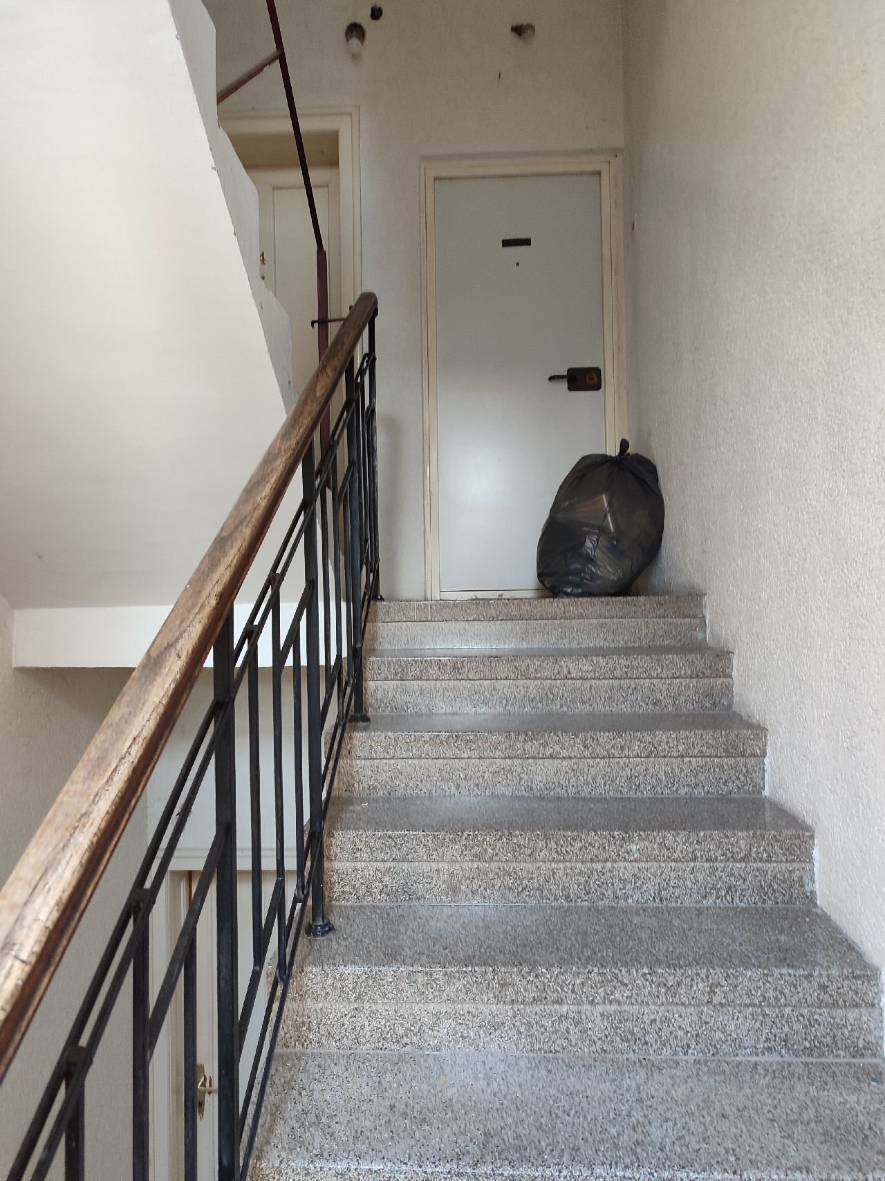 06 Stan Zvezdara 21 Divizije