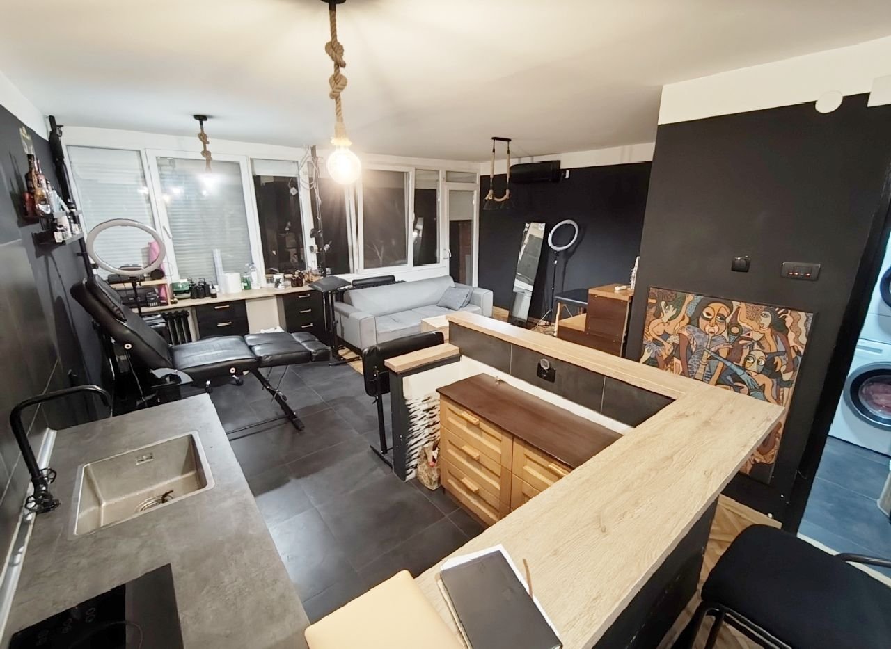 07 Stan Rakovica Snežane Hrepavnik