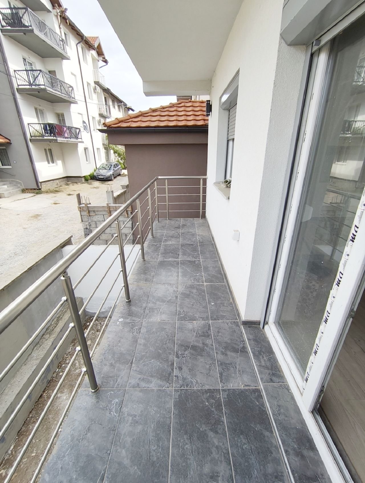 10 Stan Kumodraž Desimira Stojkovića