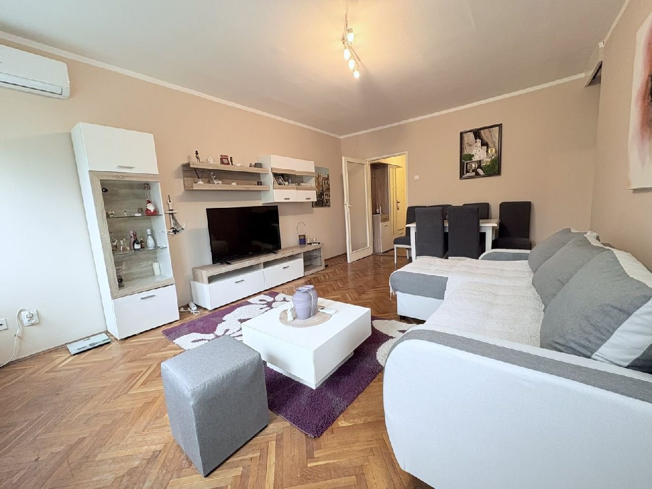 11 Stan Blok 33 Omladinskih Brigada