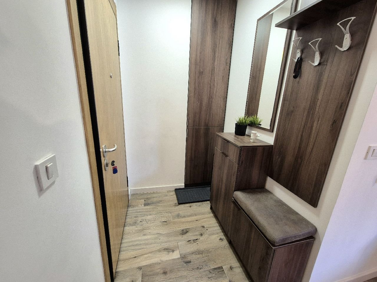 11 Stan Bogoslovija Bata Lakina