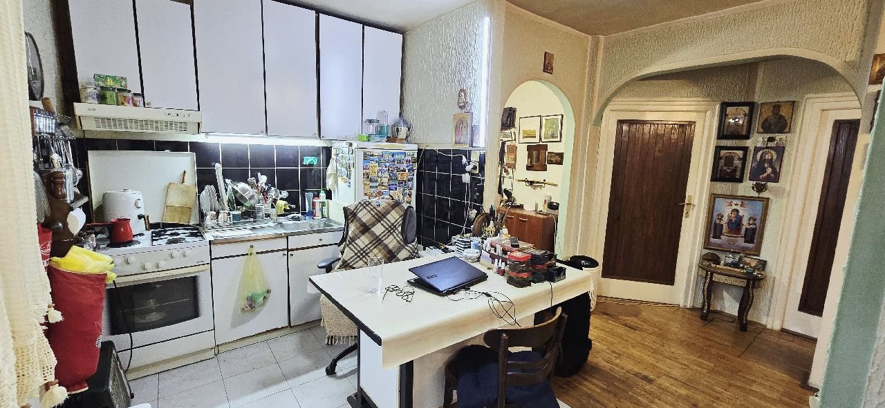 11 Stan Karaburma Patrisa Lumumbea