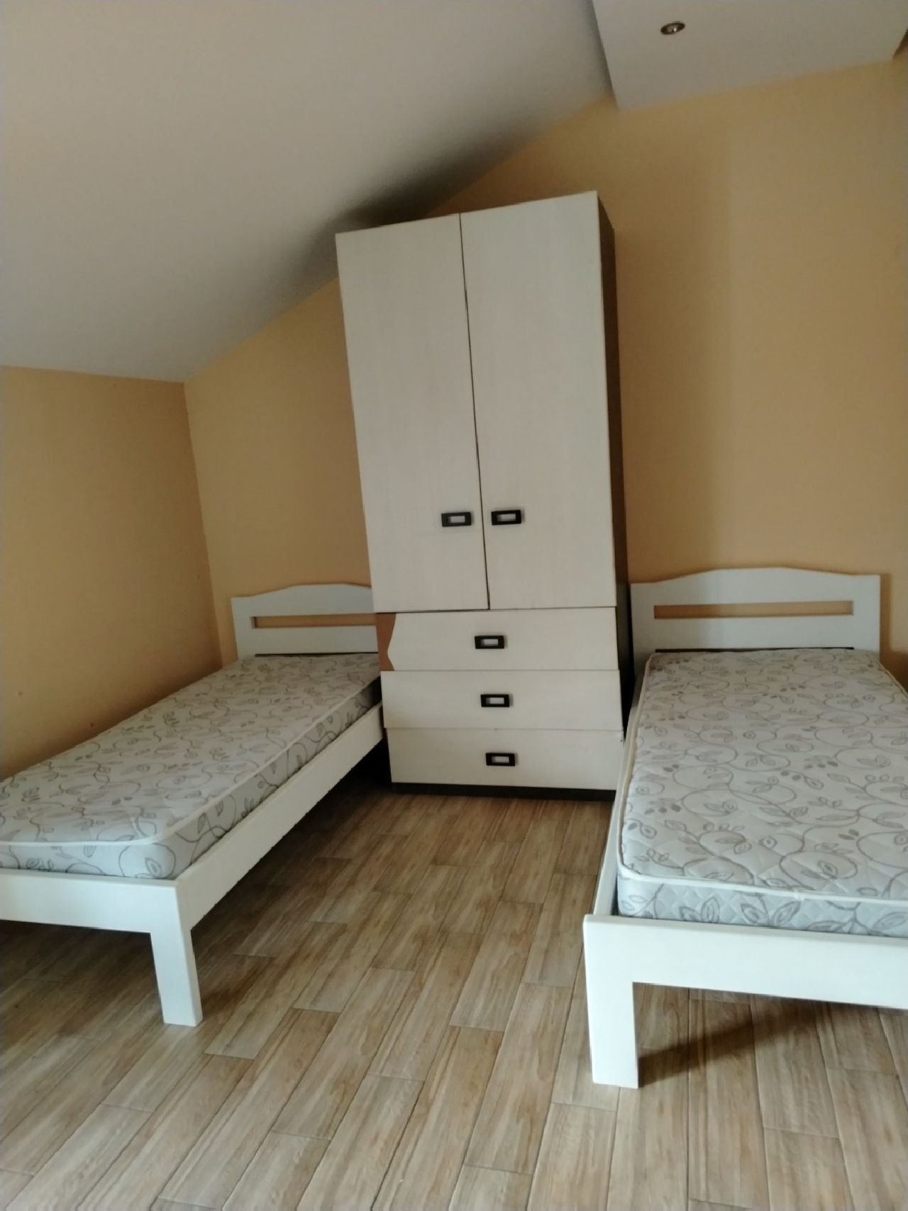 11 Stan Surčin Oračka