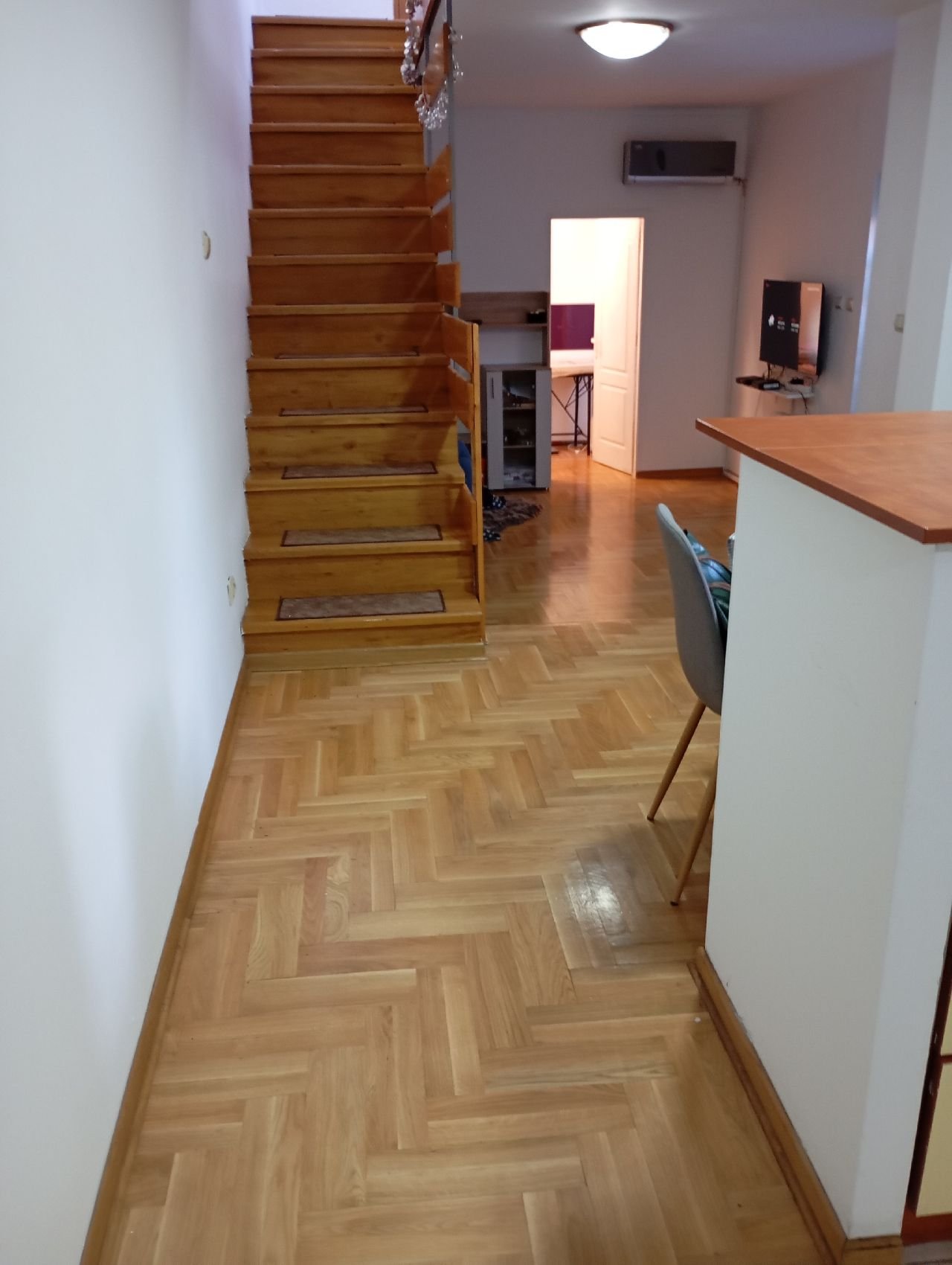 12 Kuća Zvezdara Kačićeva