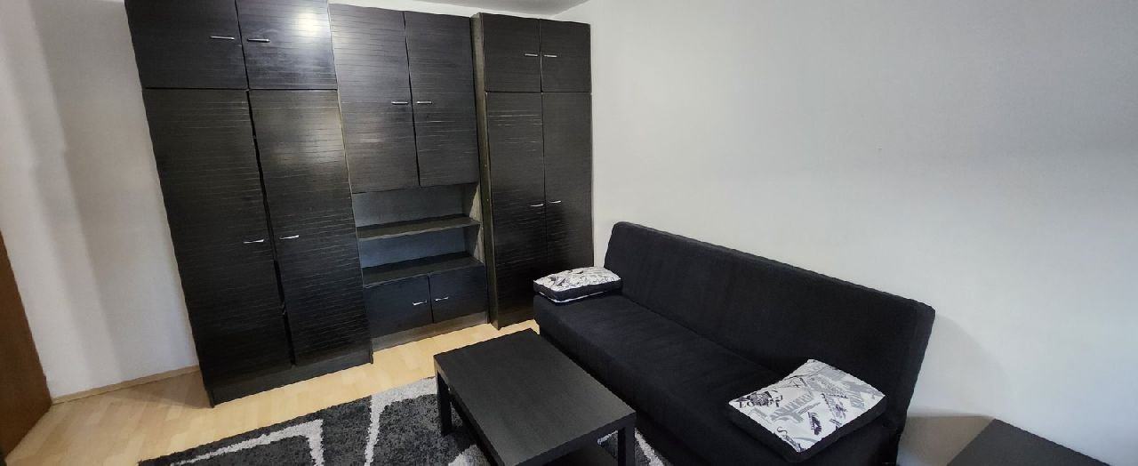 15 Stan Fontana Otona Župančiča