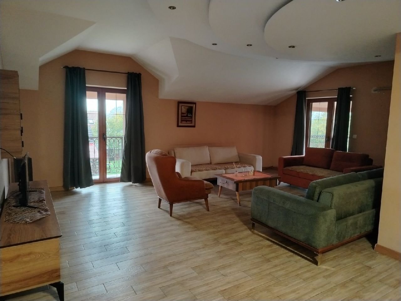 16 Stan Surčin Oračka