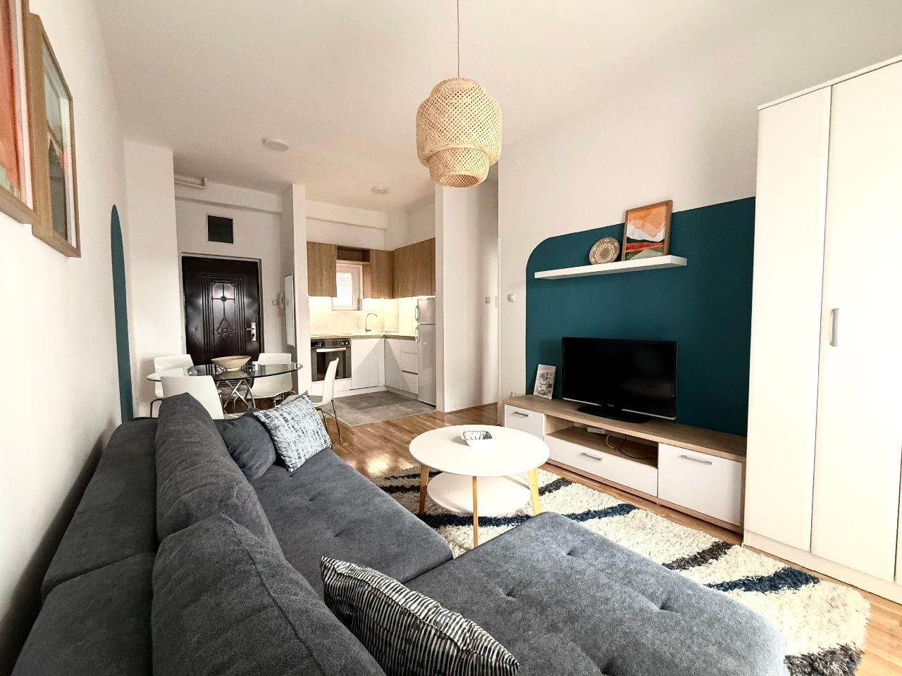 18 Stan Botanička Bašta Vojvode Dobrnjca