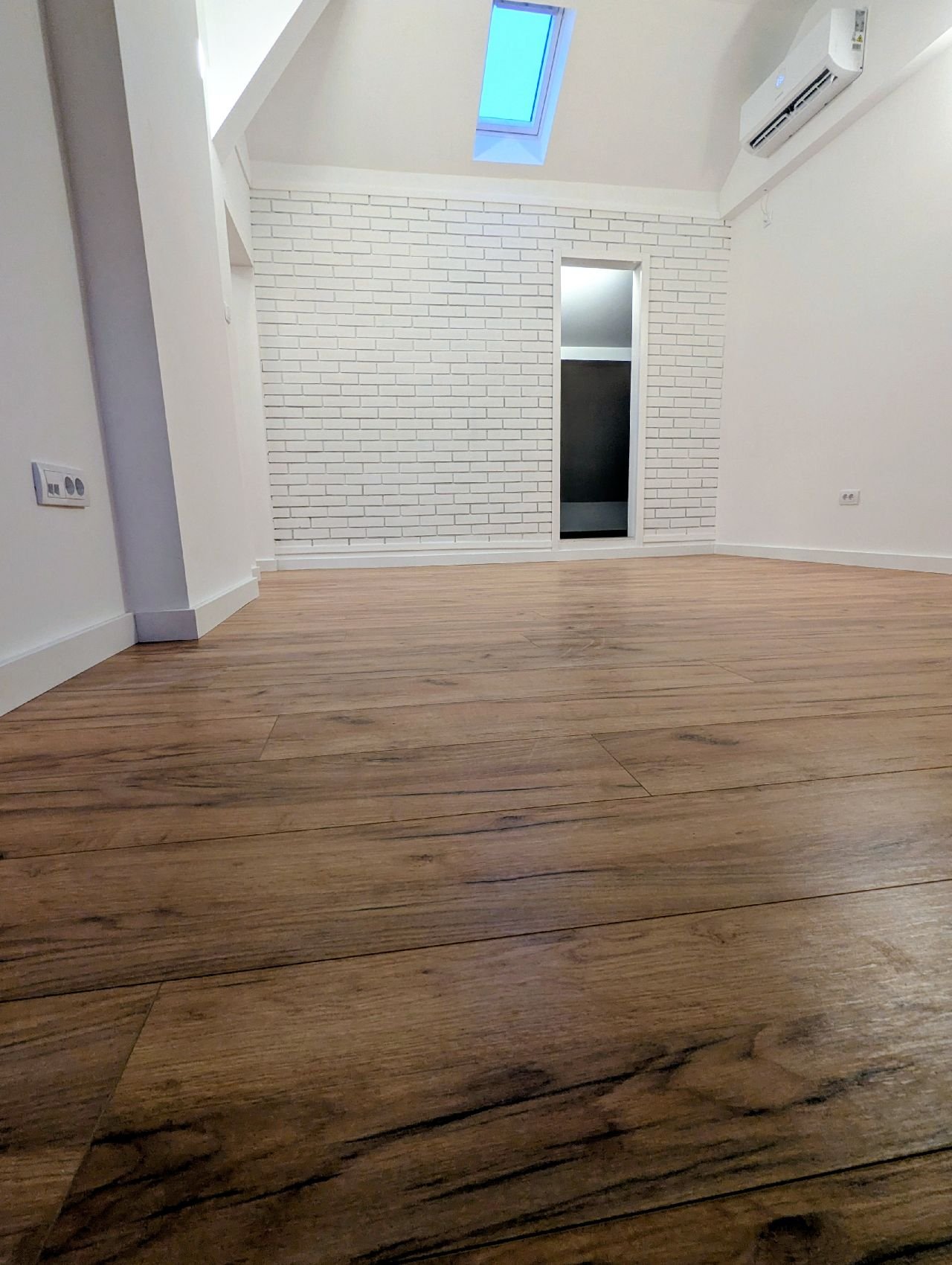 19 Stan Železnik Titova