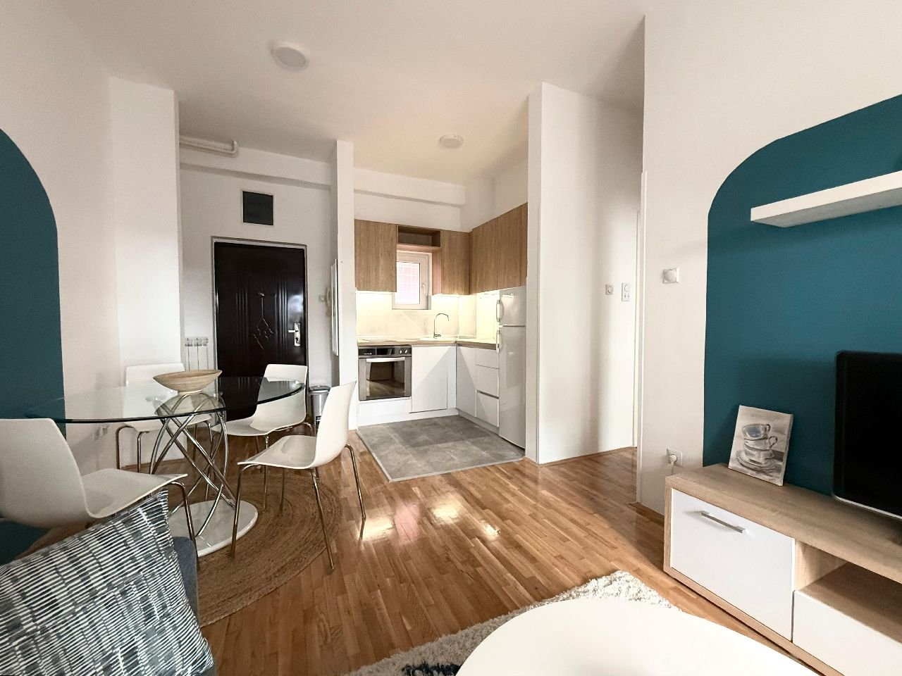 20 Stan Botanička Bašta Vojvode Dobrnjca