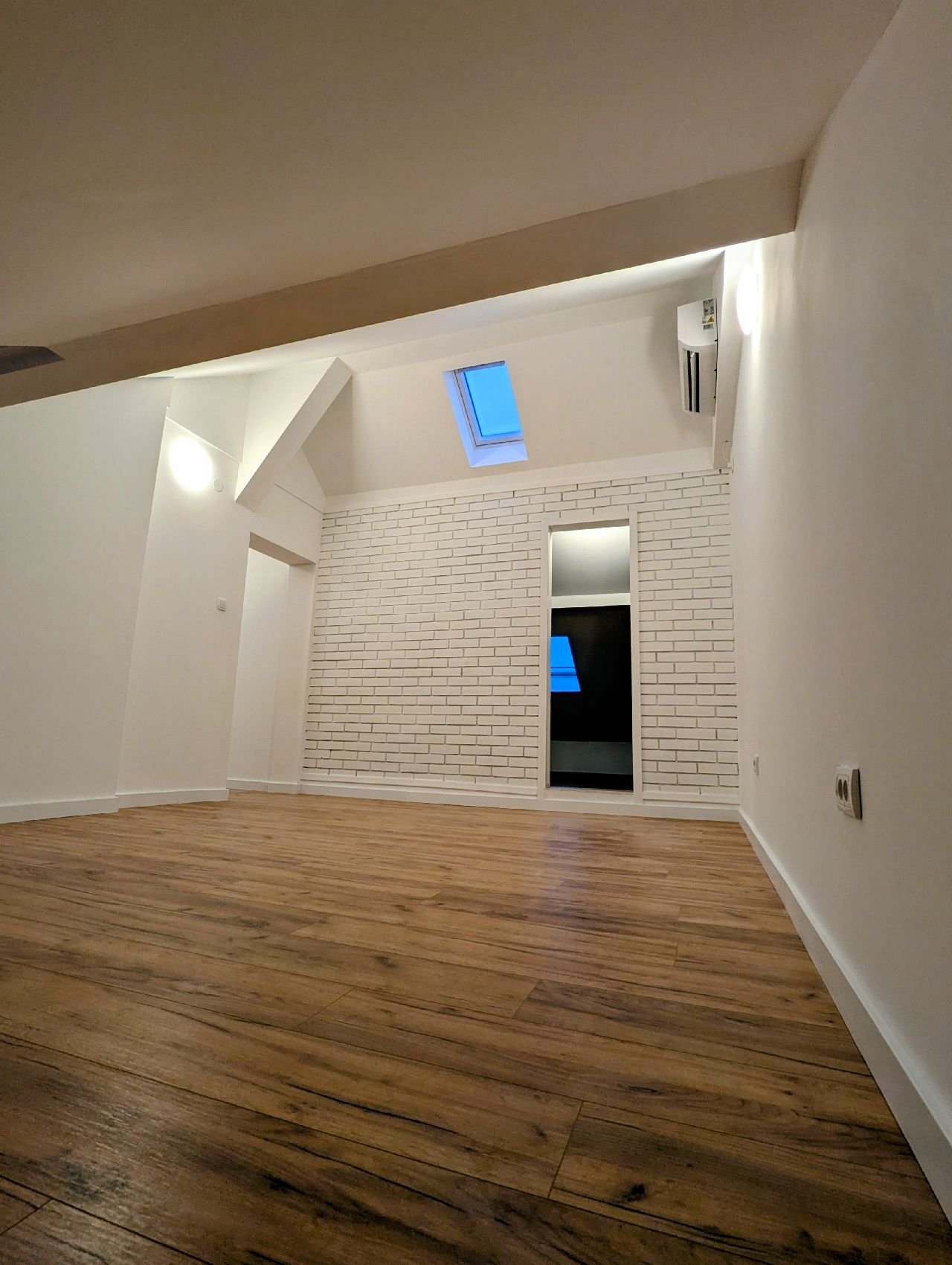 20 Stan Železnik Titova