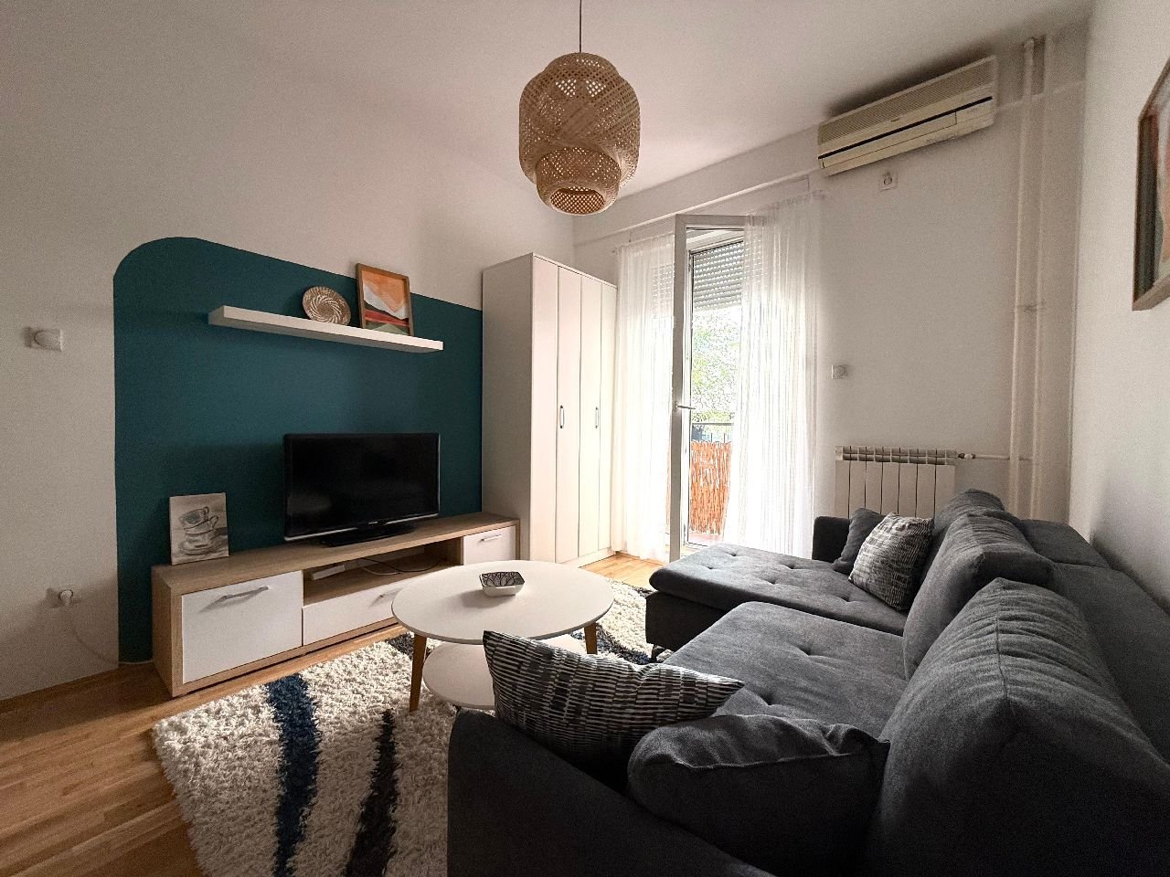 26 Stan Botanička Bašta Vojvode Dobrnjca