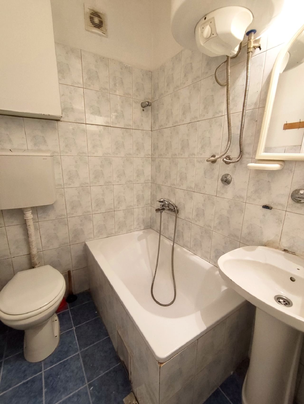 38 Stan Braće Jerković Dragice Končar